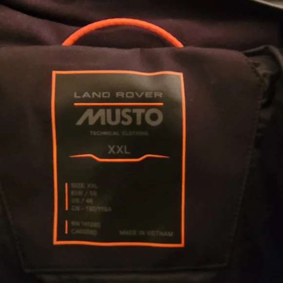 SOLD SOLD Musto Land Rover Mens Jacket British - Picture 10 of 15
